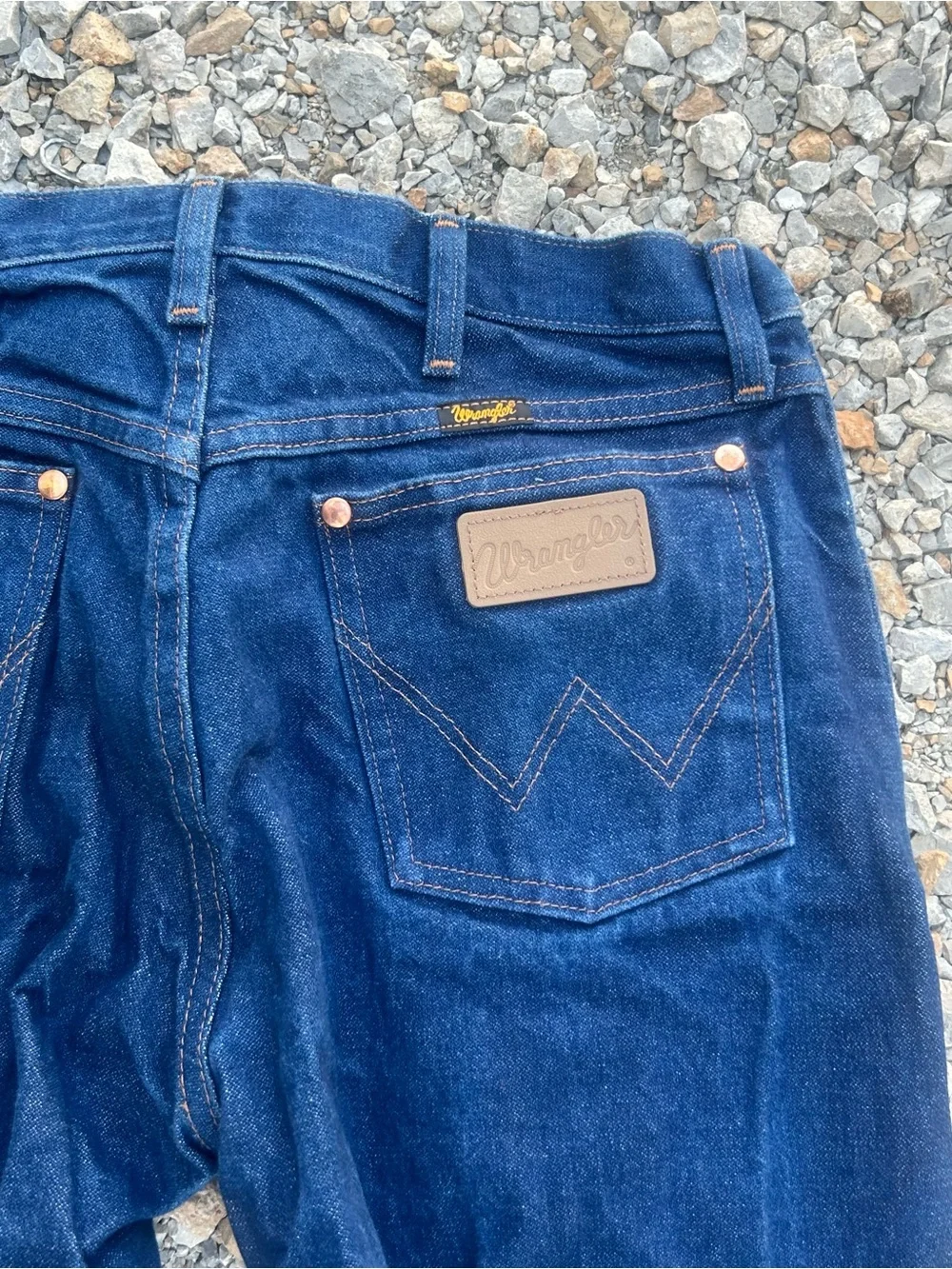 Wrangler Blue Denim Jeans with Orange Stitching 33x32